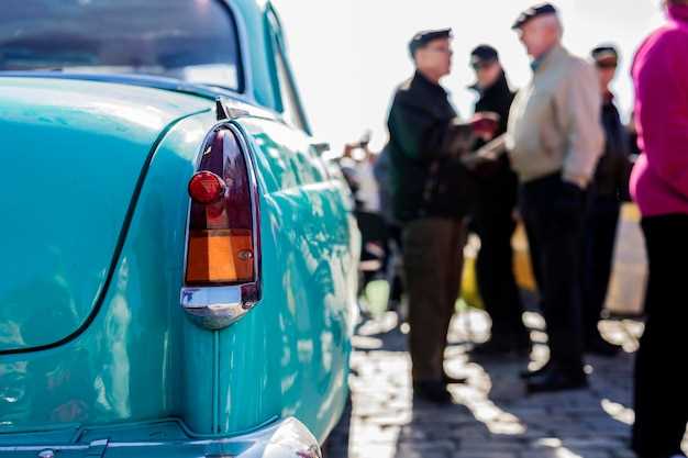 Selecting the Perfect Venue for Your Classic Car Meet