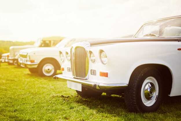Exploring Renowned Classic Car Clubs in the UK